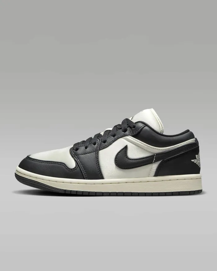 All Shoes Women Nike Air Jordan 1 Low SE Sailsailblack