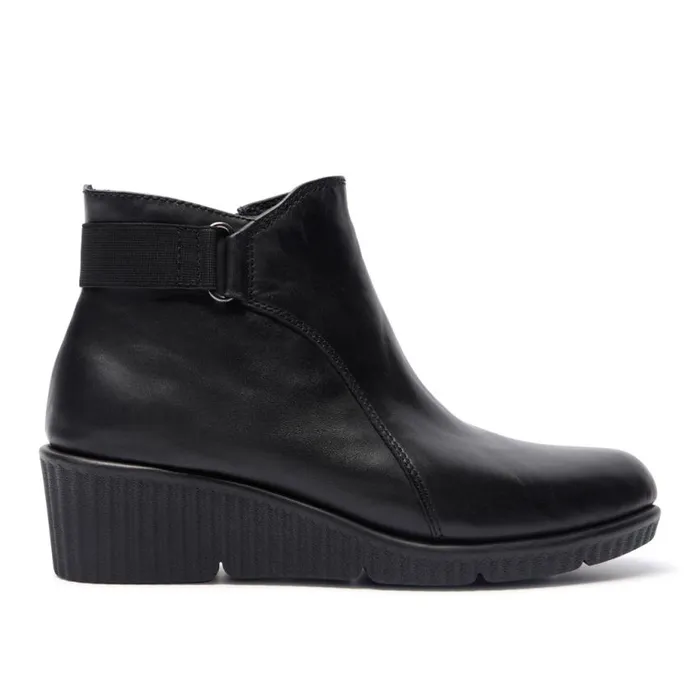 Carl Scarpa Savona Black Leather Wedge Ankle Boots Women Leather Ankle Boots