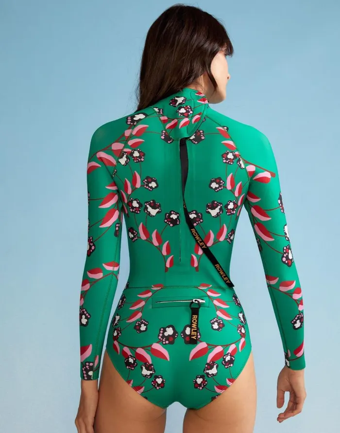 Cynthia Rowley Vine Floral High Cut Wetsuit Women Surf and Swim Cynthia Rowley Vine Floral High Cut Wetsuit Women Surf and Swim