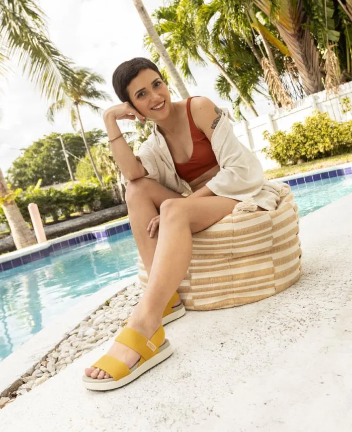 Elle Backstrap Reef WatersAntique Moss Sandal Women KEEN Casual Elle Backstrap Reef WatersAntique Moss Sandal Women KEEN Casual