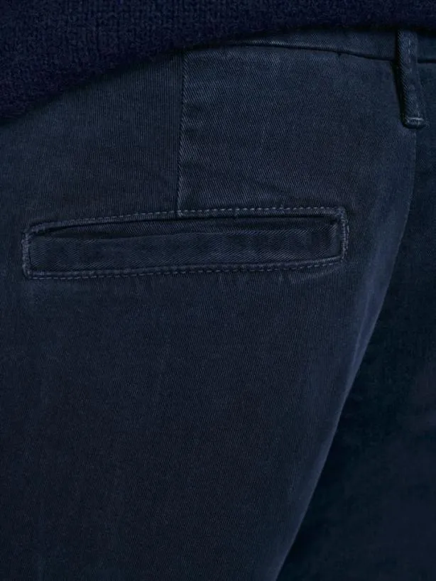 Frame L039Homme Slim Chino In Navy Navy Men Pants and Shorts Frame L039Homme Slim Chino In Navy Navy Men Pants and Shorts