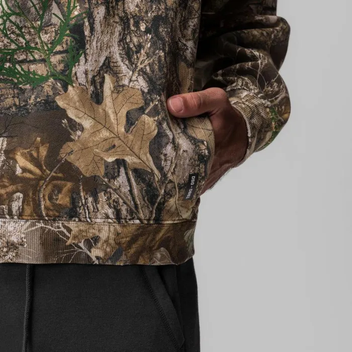 Hoodies and Sweatshirts Men ASRV Tech Essential Distressed Crewneck Realtree Camo