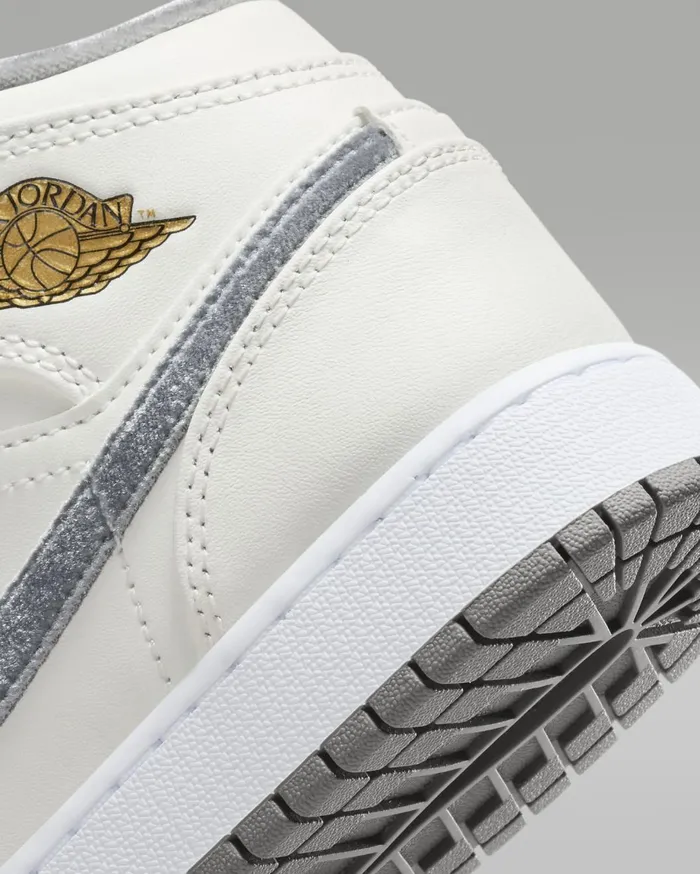 Jordan Kids Nike Air Jordan 1 Mid SE Sailmetallic Goldflat Pewter