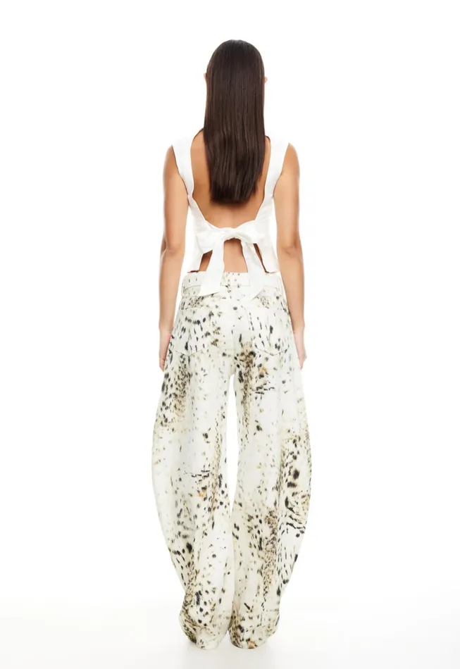Lioness Fashion HORSESHOE JEAN Snow Leopard Women Bottoms Lioness Fashion HORSESHOE JEAN Snow Leopard Women Bottoms
