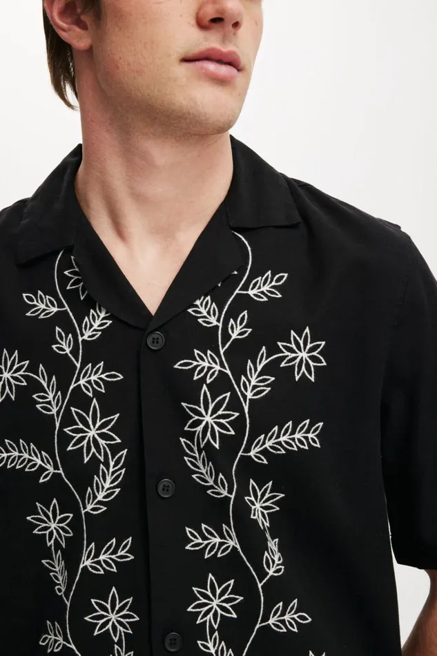 Men Shirts and Polos Cotton On Cabana Short Sleeve Shirt Night Floral Men Shirts and Polos Cotton On Cabana Short Sleeve Shirt Night Floral