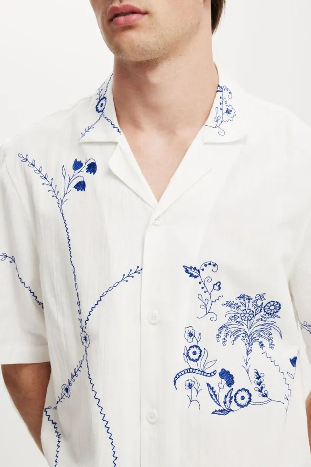 Men Shirts and Polos Cotton On Cabana Short Sleeve Shirt White Floral Men Shirts and Polos Cotton On Cabana Short Sleeve Shirt White Floral