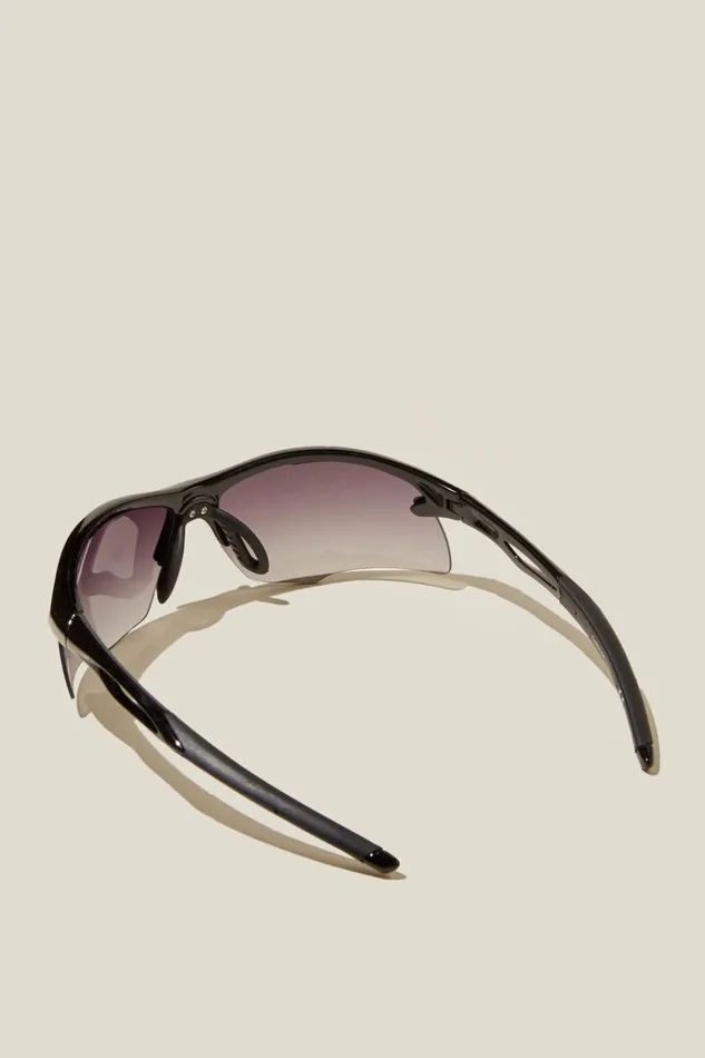 Men Sunglasses Cotton On The Accelerate Sunglasses Black Black Smoke Gradient Men Sunglasses Cotton On The Accelerate Sunglasses Black Black Smoke Gradient