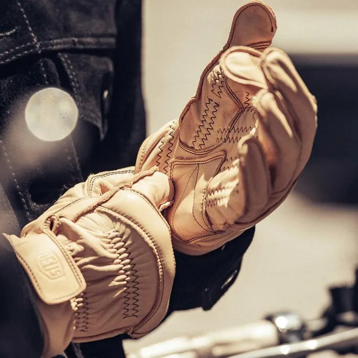 MensWomens Deus Ex Machina Gloves Taka Gripping Gloves 8211 Tan Tan MensWomens Deus Ex Machina Gloves Taka Gripping Gloves 8211 Tan Tan