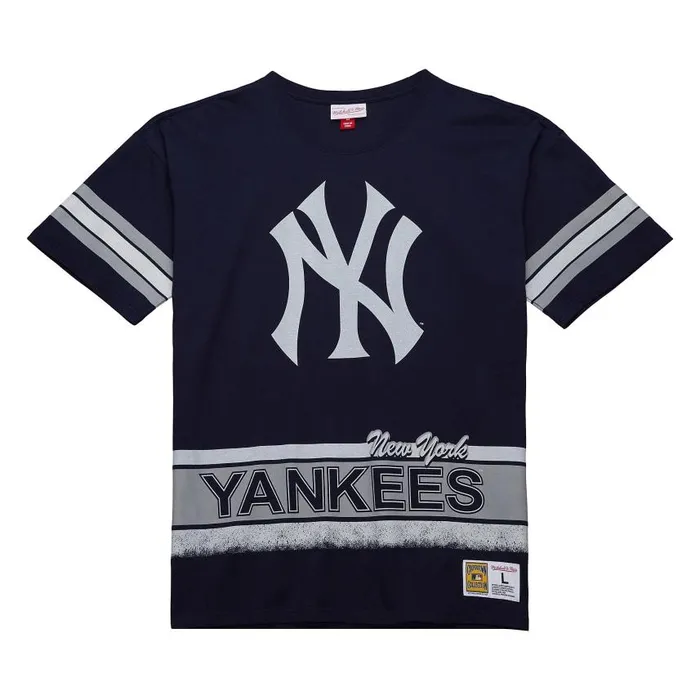 Mitchell and Ness Fashion Oversized SS Tee Vintage Logo New York Yankees Men TShirts and Tops Mitchell and Ness Fashion Oversized SS Tee Vintage Logo New York Yankees Men TShirts and Tops