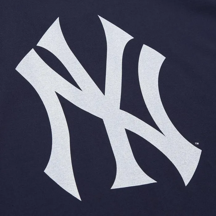 Mitchell and Ness Fashion Oversized SS Tee Vintage Logo New York Yankees Men TShirts and Tops Mitchell and Ness Fashion Oversized SS Tee Vintage Logo New York Yankees Men TShirts and Tops