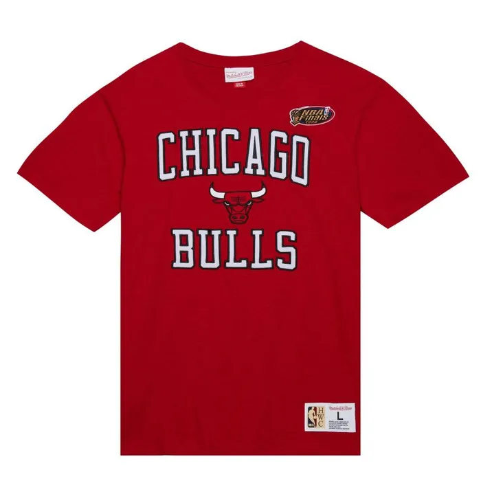 Mitchell and Ness Legendary Slub SS Tee Vintage Logo Chicago Bulls Men TShirts and Tops Mitchell and Ness Legendary Slub SS Tee Vintage Logo Chicago Bulls Men TShirts and Tops