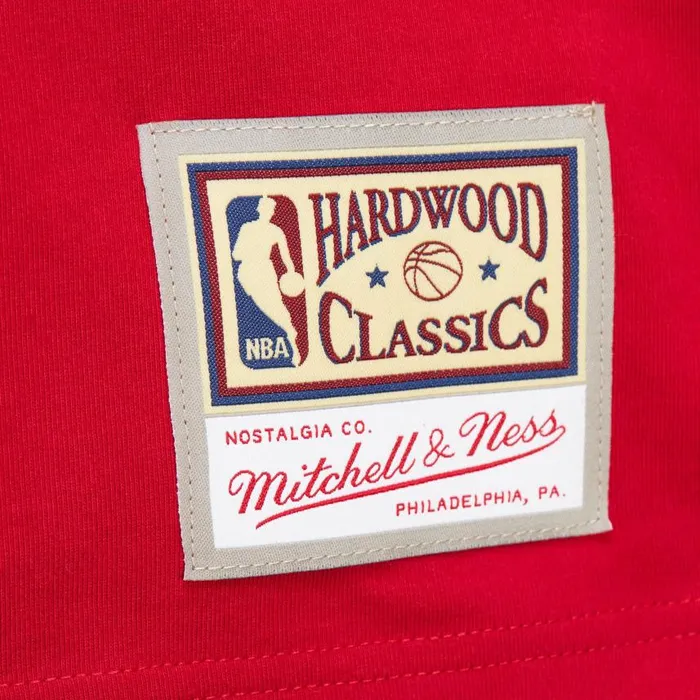 Mitchell and Ness Premium Nickname SS Tee Vintage Logo Chicago Bulls Dennis Rodman Men TShirts and Tops Mitchell and Ness Premium Nickname SS Tee Vintage Logo Chicago Bulls Dennis Rodman Men TShirts and Tops