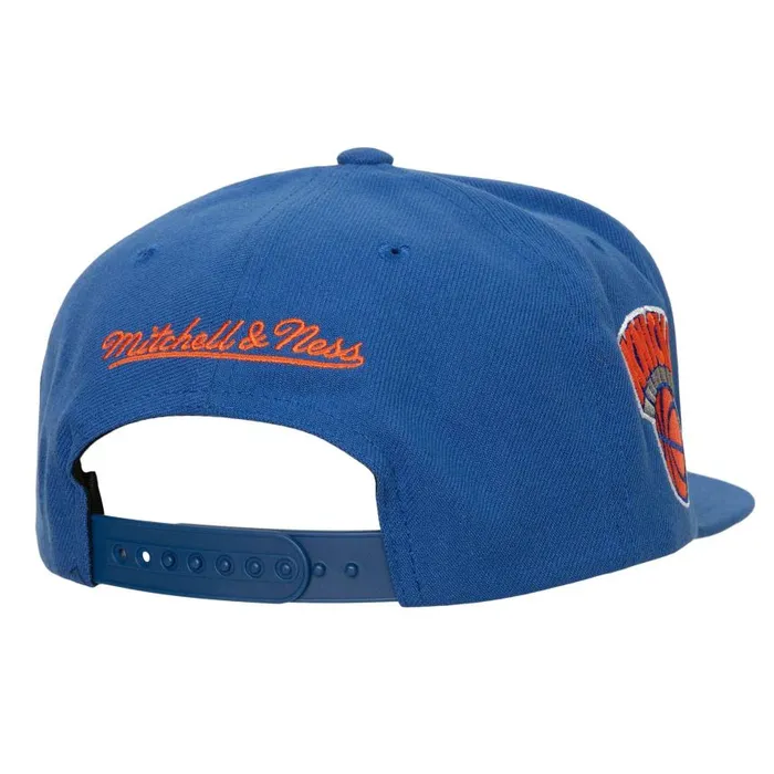 Mitchell and Ness Retro Sport Snapback HWC New York Knicks Men Hats and Headwear Mitchell and Ness Retro Sport Snapback HWC New York Knicks Men Hats and Headwear