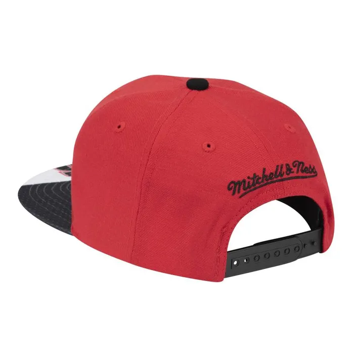 Mitchell and Ness Slash Century Snapback Chicago Bulls Men Hats and Headwear Mitchell and Ness Slash Century Snapback Chicago Bulls Men Hats and Headwear