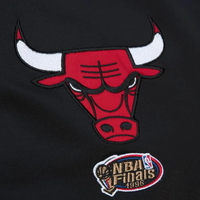 Mitchell and Ness Team OG 20 Lightweight Satin Jacket Chicago Bulls Men Jackets and Outerwear Mitchell and Ness Team OG 20 Lightweight Satin Jacket Chicago Bulls Men Jackets and Outerwear