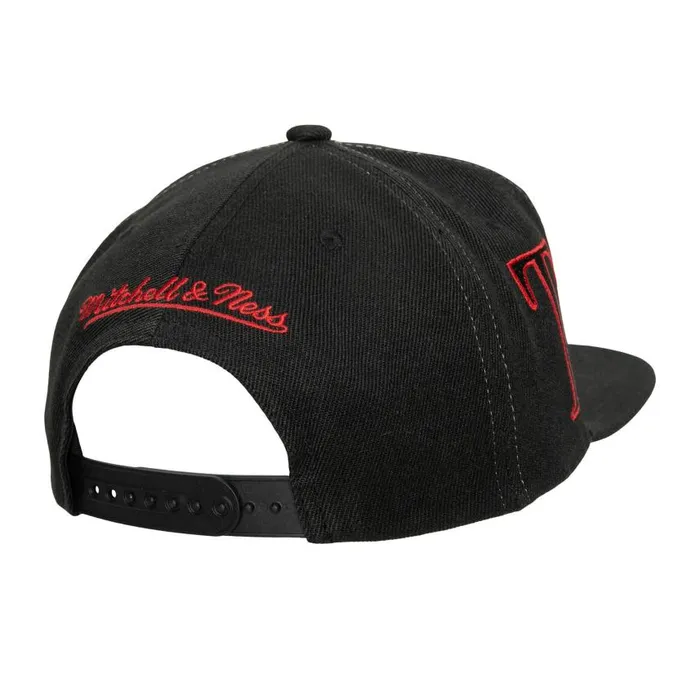 Mitchell and Ness Winner Circle Snapback Toronto Raptors Men Hats and Headwear Mitchell and Ness Winner Circle Snapback Toronto Raptors Men Hats and Headwear