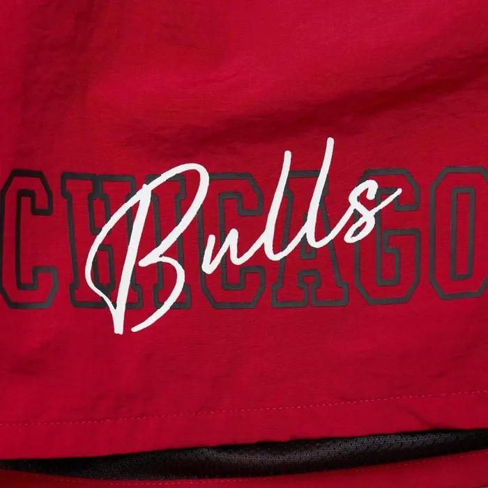 Mitchell and Ness Woven Shorts Vintage Logo Chicago Bulls Men Shorts Mitchell and Ness Woven Shorts Vintage Logo Chicago Bulls Men Shorts