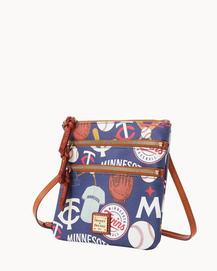 MLB Twins North South Triple Zip Crossbody Twins Women Dooney and Bourke Crossbodies MLB Twins North South Triple Zip Crossbody Twins Women Dooney and Bourke Crossbodies