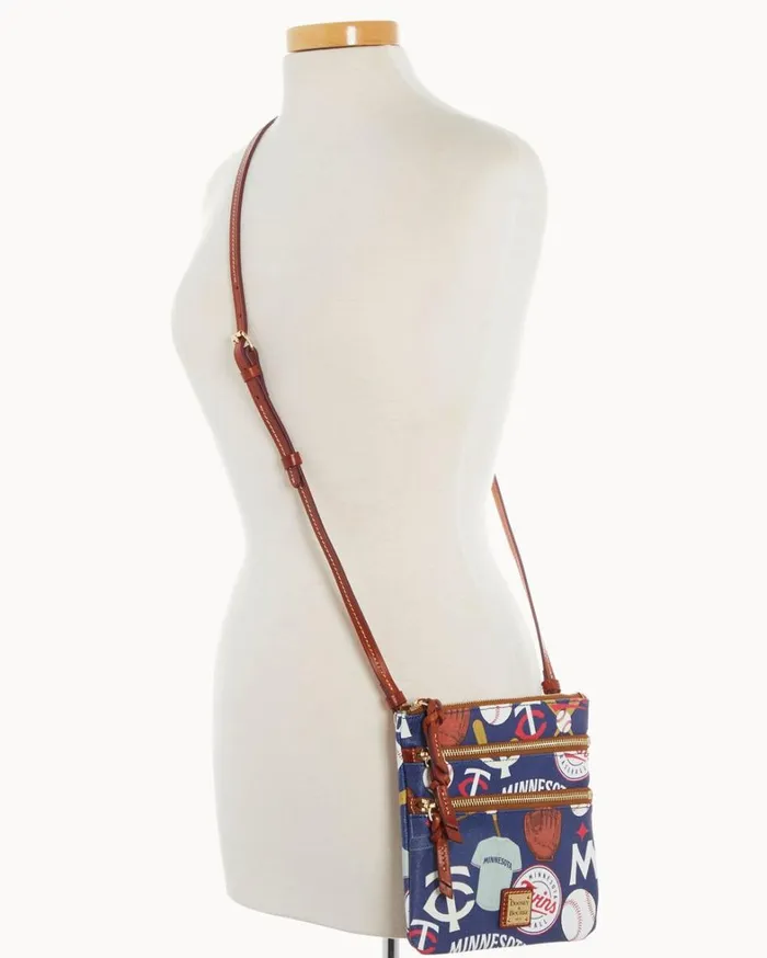 MLB Twins North South Triple Zip Crossbody Twins Women Dooney and Bourke Crossbodies MLB Twins North South Triple Zip Crossbody Twins Women Dooney and Bourke Crossbodies