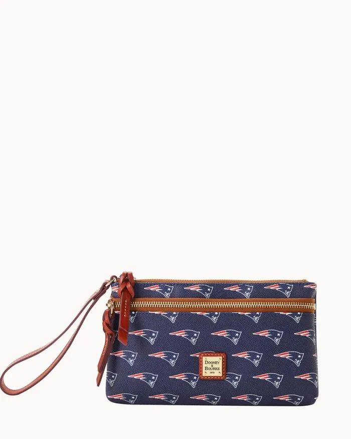 NFL Patriots Double Zip Wristlet New England Patriots Women Dooney and Bourke Wallets NFL Patriots Double Zip Wristlet New England Patriots Women Dooney and Bourke Wallets