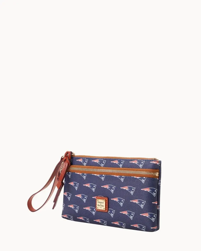 NFL Patriots Double Zip Wristlet New England Patriots Women Dooney and Bourke Wallets NFL Patriots Double Zip Wristlet New England Patriots Women Dooney and Bourke Wallets