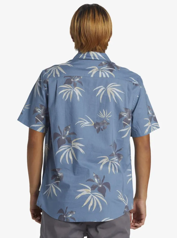Quiksilver Apero Classic Short Sleeve Woven Shirt Blue Shadow Aop Mix Bag Mens Shirts and Polos Quiksilver Apero Classic Short Sleeve Woven Shirt Blue Shadow Aop Mix Bag Mens Shirts and Polos
