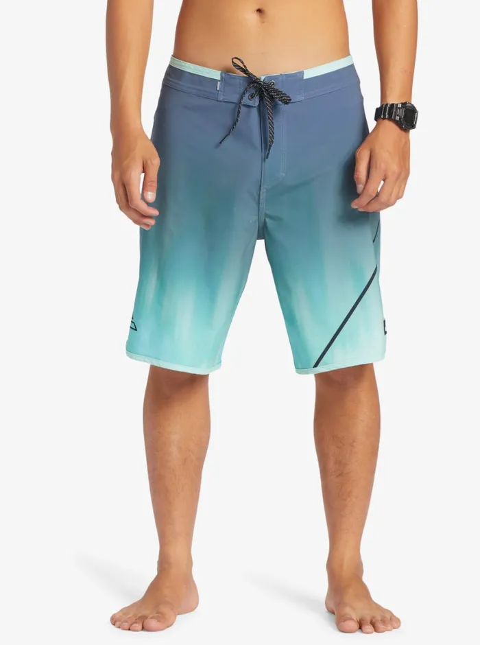 Quiksilver Surfsilk New Wave 20034 Boardshorts Blue Radiance Mens Shorts and Amphibians Quiksilver Surfsilk New Wave 20034 Boardshorts Blue Radiance Mens Shorts and Amphibians