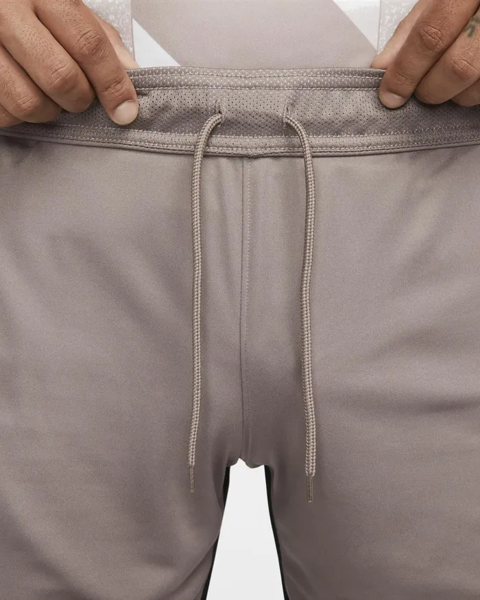 Shorts Men Nike Tottenham Hotspur 202324 Stadium Third Taupe Hazeblack