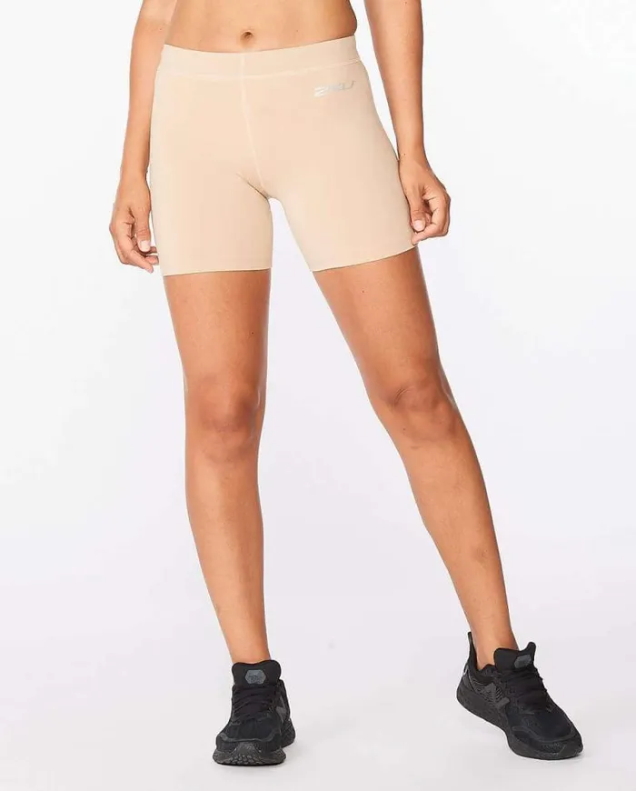 Shorts Womens 2XU Core Compression 5034 Game Day Shorts Beigesilver
