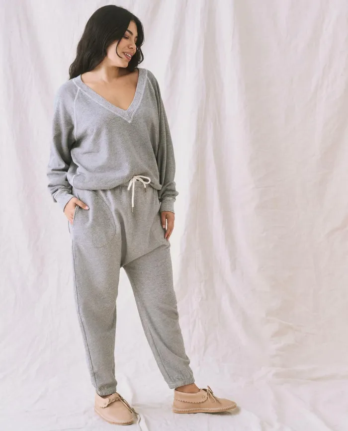 Sweatshirts Women The Great The V Varsity Grey Sweatshirts Women The Great The V Varsity Grey