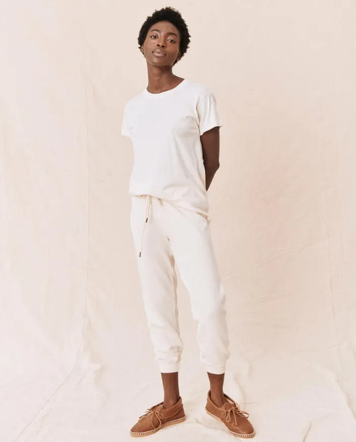 Tees Women The Great The Slim Tee Washed White Tees Women The Great The Slim Tee Washed White