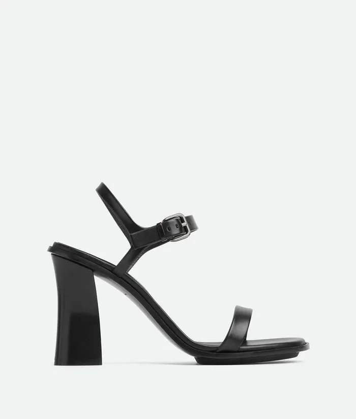 Women Bottega Veneta Sandals Step Sandal Black