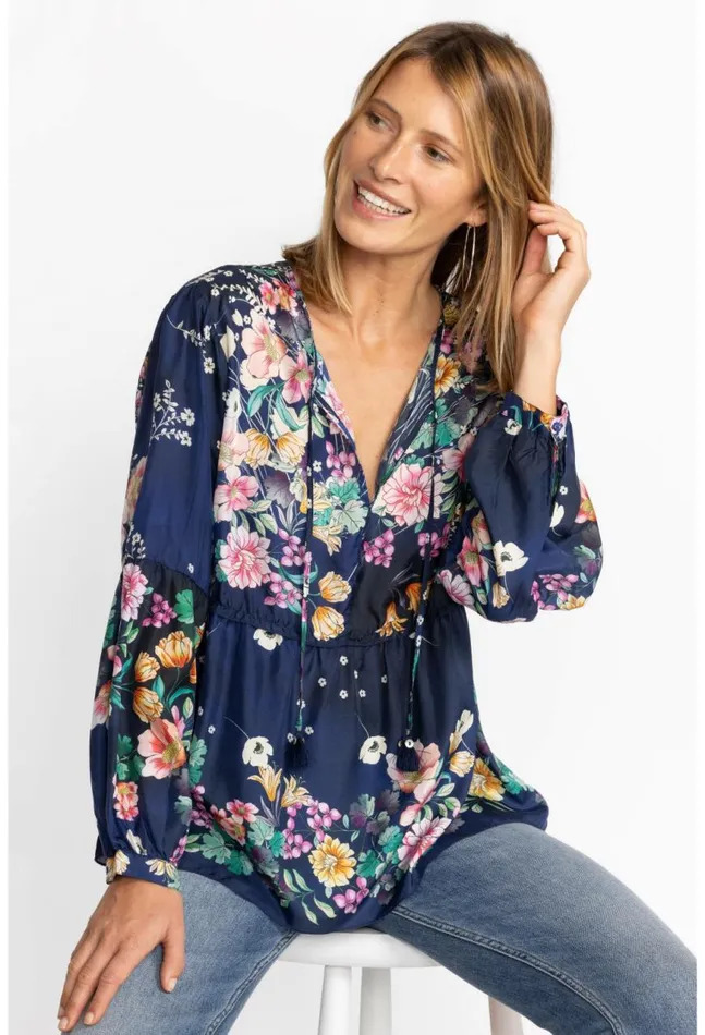 Women Bursting Echo Blouse Bursting Johnny Was Tops