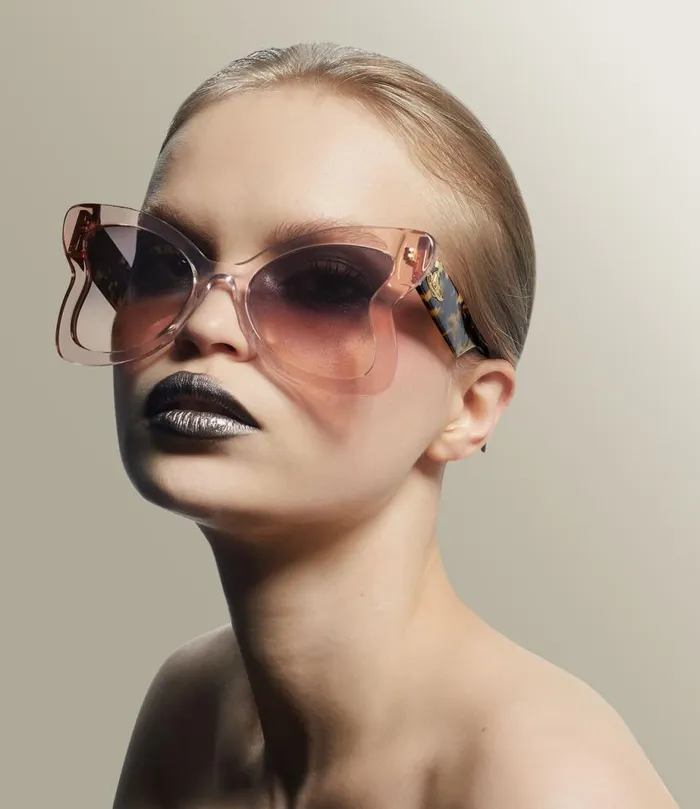 WomenMen Athalia Champagnepeachgrad Vivienne Westwood Sunglasses WomenMen Athalia Champagnepeachgrad Vivienne Westwood Sunglasses
