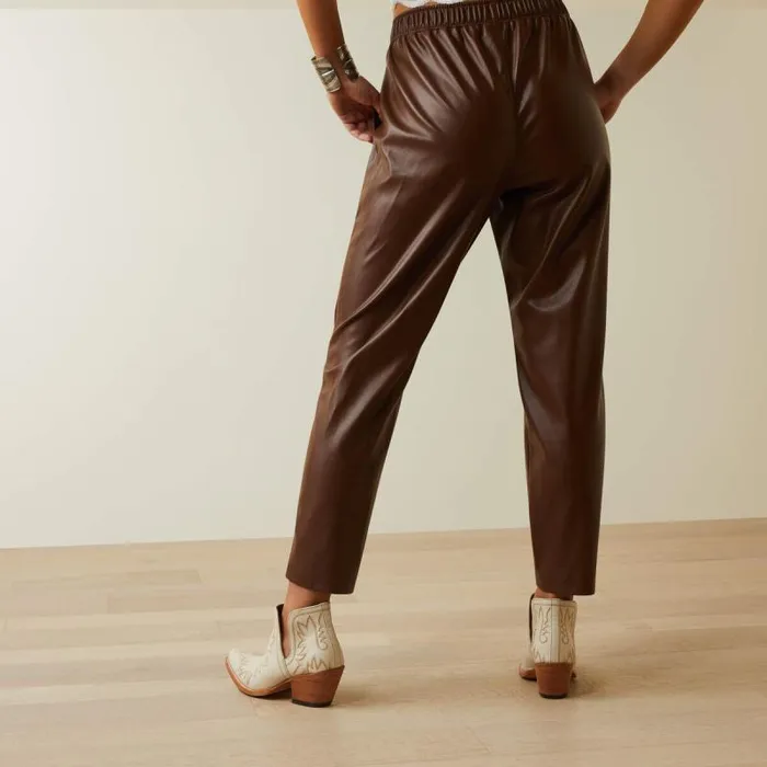 Women Pants and Shorts Ariat Small Town Jogger Pant Fondue Fudge Women Pants and Shorts Ariat Small Town Jogger Pant Fondue Fudge