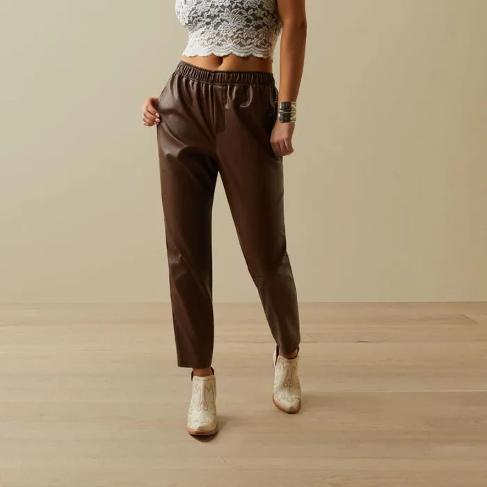 Women Pants and Shorts Ariat Small Town Jogger Pant Fondue Fudge Women Pants and Shorts Ariat Small Town Jogger Pant Fondue Fudge