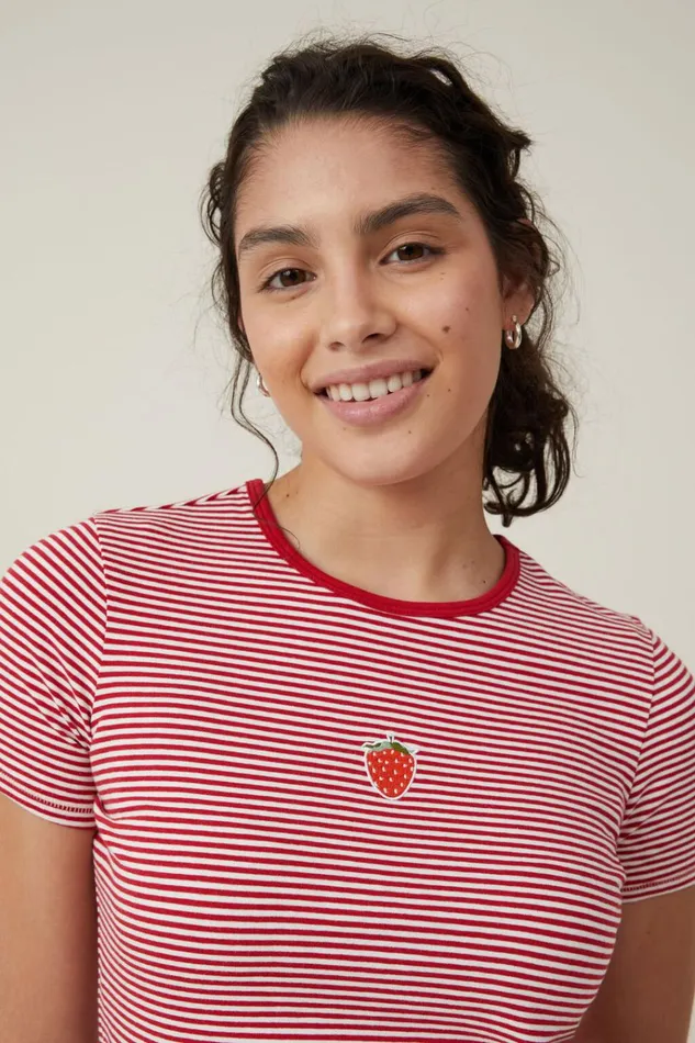 Women Tops Cotton On Fitted Graphic Longline Tee Berry Red White Stripe Women Tops Cotton On Fitted Graphic Longline Tee Berry Red White Stripe