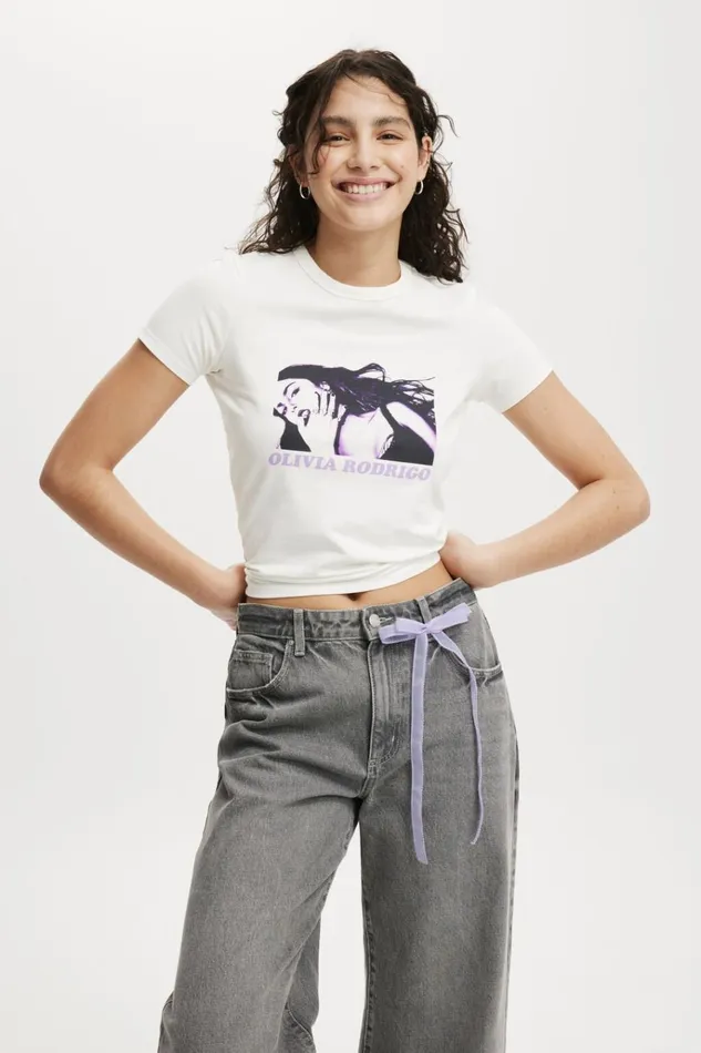 Women Tops Cotton On Fitted Lcn Graphic Longline Tee Lcn Br Olivia Rodrigo Photographicvintage Wh